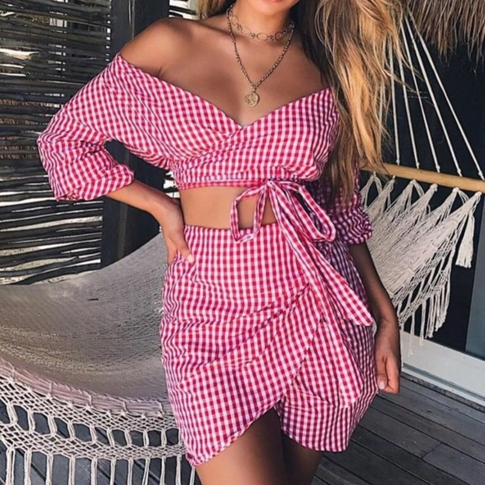 Tiger mist red gingham set